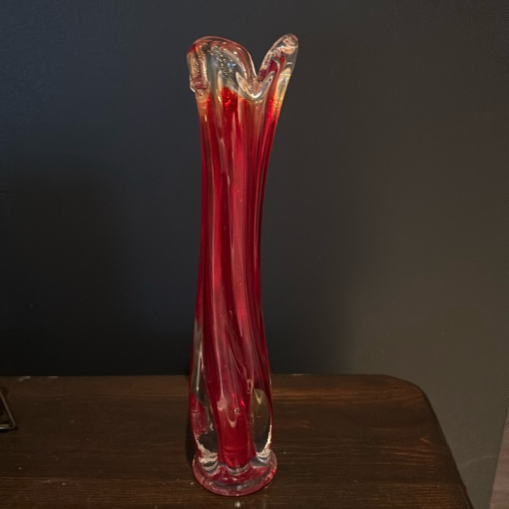 Vintage Art Glass Swung Bud Vase Red Twisted Three Finger Mid Century 9.5” Tall